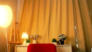 zeldaes - Chaturbate Live darkhair tall elegant interactive