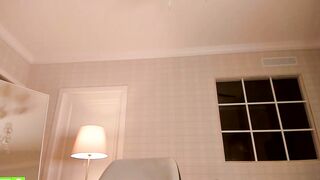 wellicaren - Chaturbate Live sir browneyes fingers latex