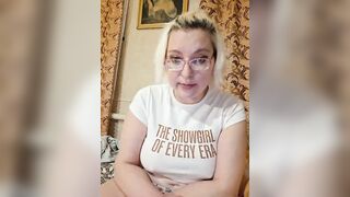 Vika211 - Porn Video [Bongacams]: talented streamer, quaking pleasure, radiant assets