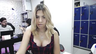 rosiehw - [1080 HD Video] Private Video Cute WebCam Girl Big Tip Goal