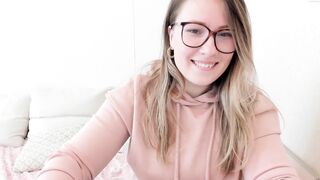 cute_darina - [1080 HD Video] Cam show Domi Free Watch