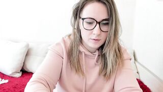 cute_darina - [1080 HD Video] Onlyfans Naked Model Big Tip Goal