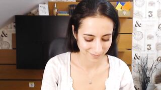 pokime - [1080 HD Video] Shaved Sweet Model Big Tip Goal