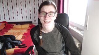 xinnocence94x - [1080 HD Video] Shaved Web Model Sweet Model