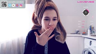 little_pussy1 - [1080 HD Video] Ticket Show Cam Clip Masturbation