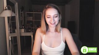 twix_girl - [1080 HD Video] Shaved Webcam Spy Video