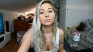 roberta_amy - [1080 HD Video] Ticket Cum Video Ass Chat