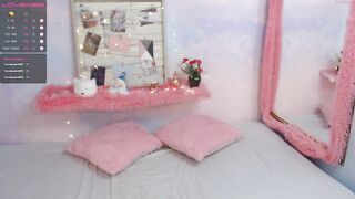 emmareid_98 - [1080 HD Video] Domi Webcam Webcam Model