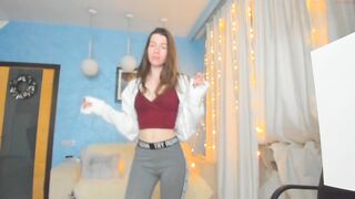 mcflurry18 - [1080 HD Video] Playful Pussy Ticket Show