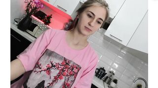 ommnia - [1080 HD Video] Beautiful Cum Hot Show