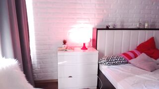 tessi69di - [1080 HD Video] Cam Clip Ticket Cum Video Onlyfans