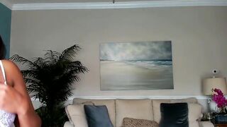 ariana_gray - [1080 HD Video] Natural Body Playful Webcamchat