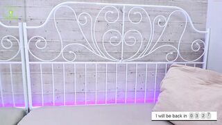 vikkilustful - [1080 HD Video] Cam Clip Cute WebCam Girl Webcam Model