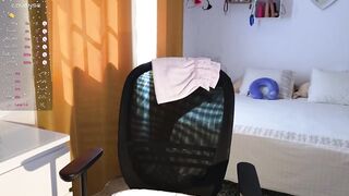 lunary_mix - [Video] pretty face big pussy feet girl