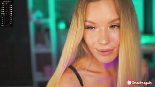 little_izzi - [Video] erotic dildo panties porn