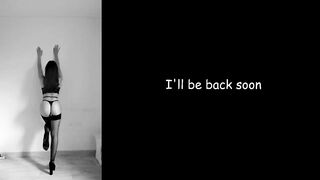 ambrelllla - [Video] submissive smile latex kissing