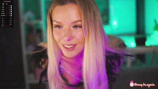 _taylor_swift - [Video] sensual balloons movie first time