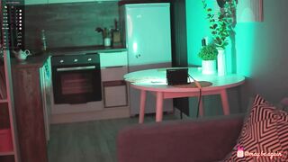 _taylor_swift - [Video] sensual balloons movie first time