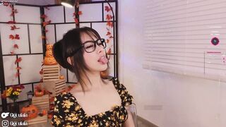 gigi_ulala - [Video] cam babe relax glamour porn