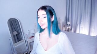 your_desssert - [Video] handjob cam show whores hair pussy