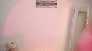 sunrisealice - [Video] alone European handjob leggings