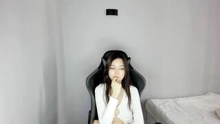 amaishojo - [Video] perfect flexible nudity fit