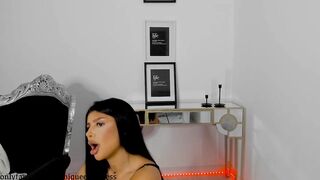 moniqueeass - [Video] iteractivetoy cock sucking cam amateur