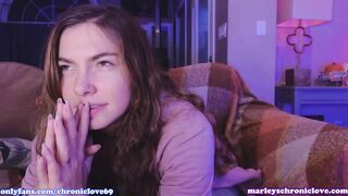 chroniclove - [Video] hot slut babe huge boobs camera