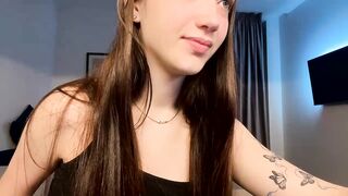 luis7777hui - [Video] squirt playing orgy solo