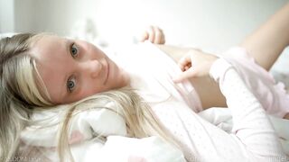 pureangeldolores - [Video] panties slim smile hot chick