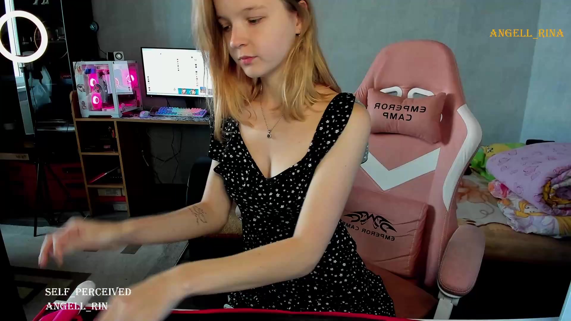 Angell_rina a fascinating temptress