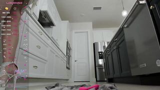 mikmagik - [Chaturbate Record] euro stepmom seduction Seductive cleavage