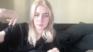 newfaceinhell33 - [Chaturbate Record] Stunning décolletage best-blowjobs-ever Vibrant content creator joi