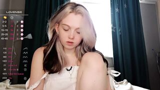 small_blondee - [Chaturbate Record] camcam double-blowjob -tattoos culonas