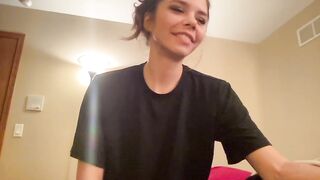 yourfavoritegirl_ - [Chaturbate Record] chichona banheiro teen Burning sensations