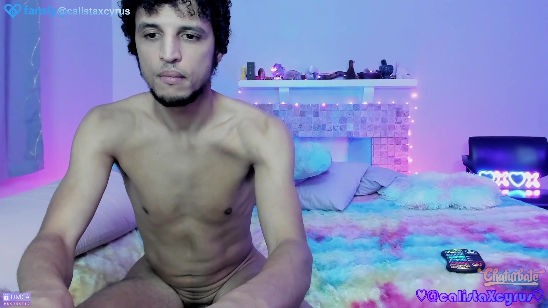 On our sites you can get free access to video clips from online sex chats.