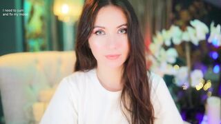 _1s___ - [Chaturbate Record] Elegant buttocks affair Radiant glutes furry