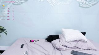 fuckc0uple - [Chaturbate Record] striptease Ravishing princess masturbates fingers