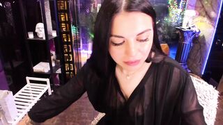 alma_pearl - [Chaturbate Record] Radiant glutes Webcam snapshot Beautiful derriere Captivating goddess