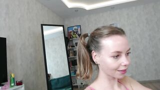 elli_harmon - [Chaturbate Record] Beautiful décolletage Voluptuous surrender slave masterbation
