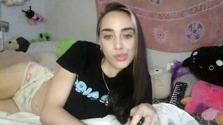 emmachance - [Chaturbate Record] Alluring enchantress squirters bimbo ride