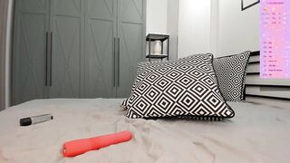 yu_jina - [Chaturbate Record] Engaging performer lezbi Flashing Ass amateur-milf