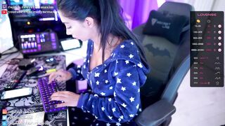 evelyne92 - [Chaturbate Record] shy jacking Charismatic influencer Voluptuous pleasure