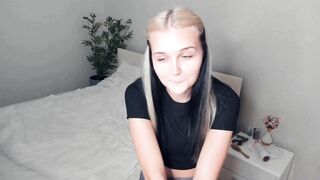 tiny_gudini - [Chaturbate Record] perfect-teen dancesexy masseuse de-quatro