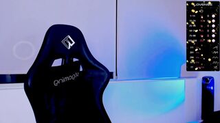 candyred88 - [Chaturbate Record] Mesmerizing derriere interracial blueeyes party