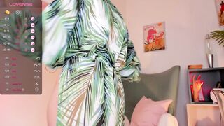 _aloeva - [Chaturbate Record] blowjob-video Lovely mounds shoplifter Enchanting curves