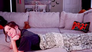 innocentprovenguilty - [Chaturbate Record] bigsquirt step Lovely enchantress italian