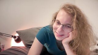 lillybambus - [Chaturbate Record] mistress Ferocious shivers biglegs perfecttits