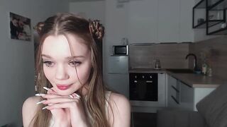 lisaradiant - [Chaturbate Record] Voluptuous décolletage Sultry pleasure t-girl Radiant seductress