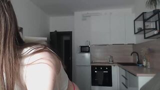 lisaradiant - [Chaturbate Record] Voluptuous décolletage Sultry pleasure t-girl Radiant seductress